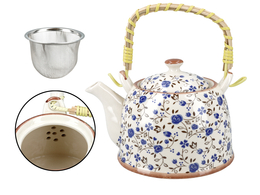 Ceramic teapot with infuser