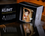 Kubek - G. Klimt, Pocałunek, kremowe tło (CARMANI)